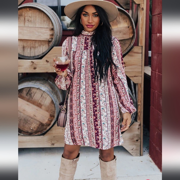 Impressions Dresses & Skirts - Impressions, 1x, red and pink dress